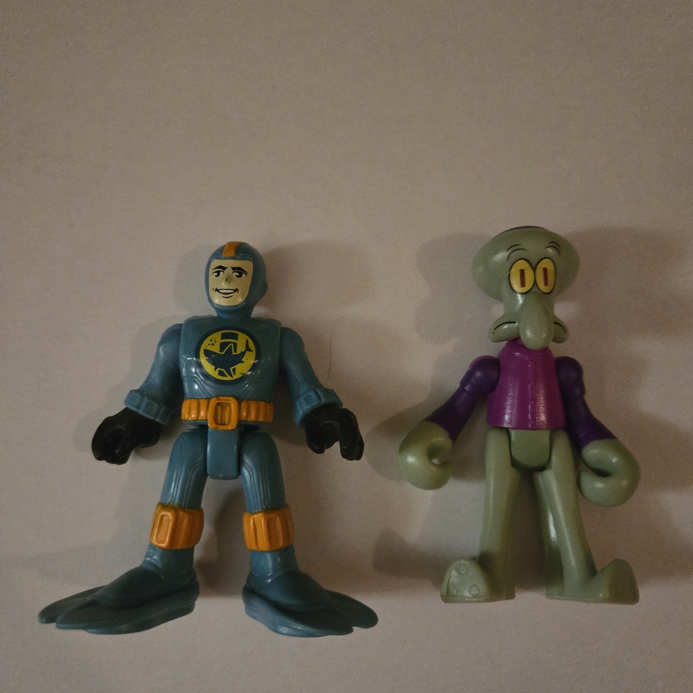 Imaginext Diver and Squidward Figures